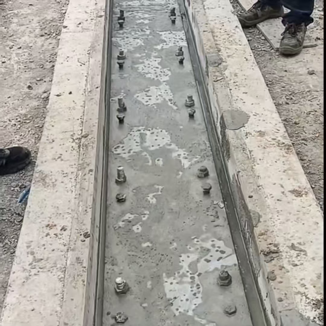 新荣环氧树脂轨道胶泥是什么？用在哪里？